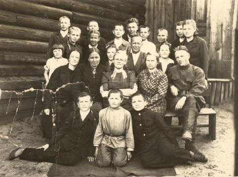 Школа 1948 лингвист-м. 1948 классы. 1948 классы. 1948 классы. Школьный довоенный класс.