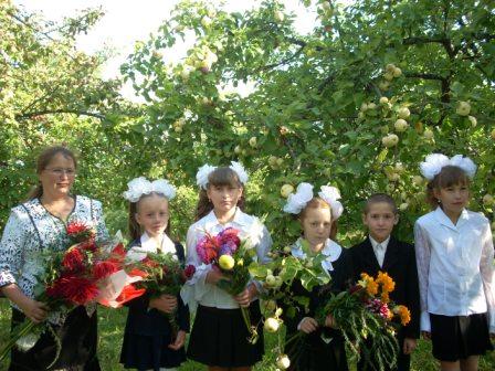 5 школа алексеевка белгородская область. Школа 5 лесосибирск школа. Школа 5 бузулук. Школа 6 новоенисейск лесосибирск. Тащиловская школа гусь хрустальный район.