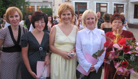 директор медведевской школы