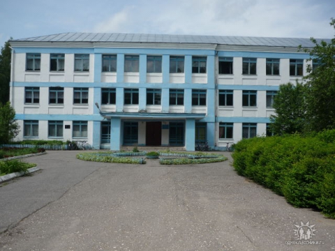 Азеевская средняя школа. Ермишинская средняя школа. Ермишинская библиотека. 11 класс ермишинская средняя школа. Ермишинский район школа.