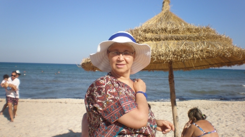 Елена на пляже