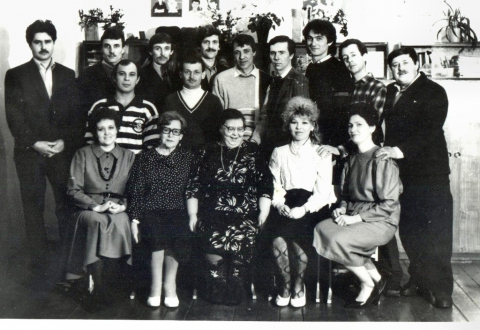 выпуск 1977 нижневартовск. школа 529 г. выпускники 1977 года средней школы. школа 1977 год. выпускники 1977 года средней школы.