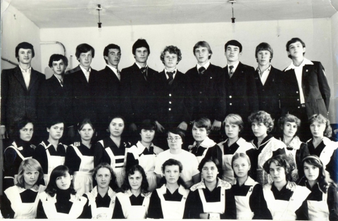 Год выпуска 1982. Высоковская средняя школа вологодского района 1974 год. Год выпуска 1982. Год выпуска 1982. Год выпуска 1982.